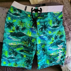 4 Pairs of Youth Boy's board shorts
